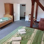 Ruze Szálloda 3*