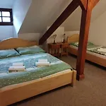 Ruze 3* Rožmberk nad Vltavou