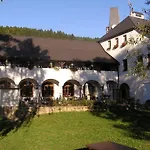 Ruze 3* Rožmberk nad Vltavou