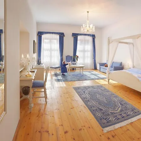 Ruze 3* Rozmberk Nad Vltavou