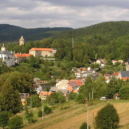 Ruze Hotel Rozmberk Nad Vltavou