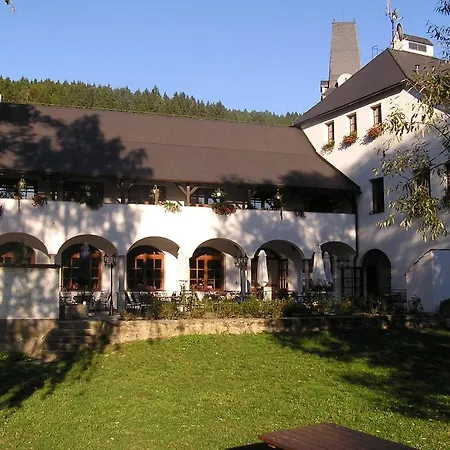 Ruze 3* Rozmberk Nad Vltavou