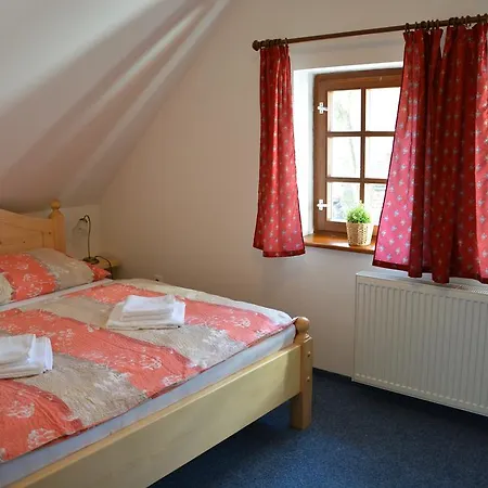 Ruze Hotel