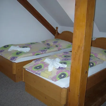 Ruze 3* Rozmberk Nad Vltavou