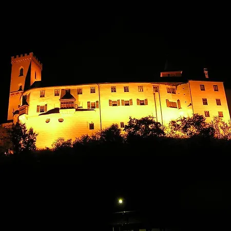 Hotel Ruze Rozmberk Nad Vltavou