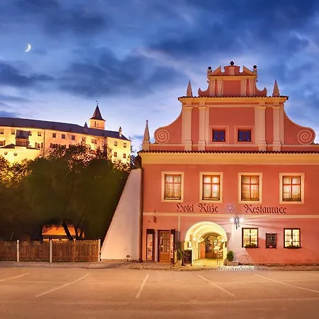 Hotel Ruze