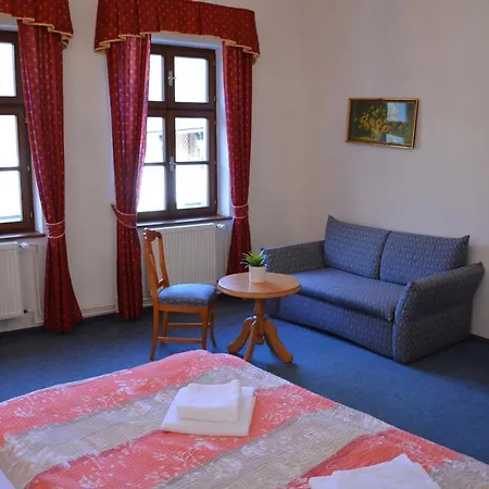 Ruze Hotel 3*
