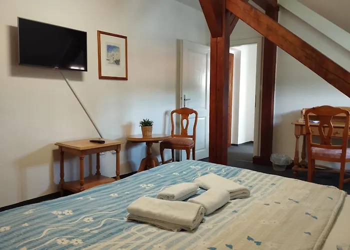 Růže 3* Rožmberk nad Vltavou