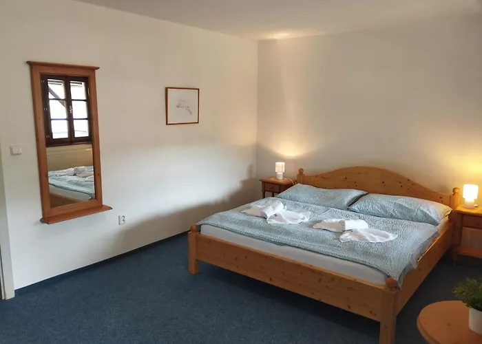 Ruze Hotel 3*