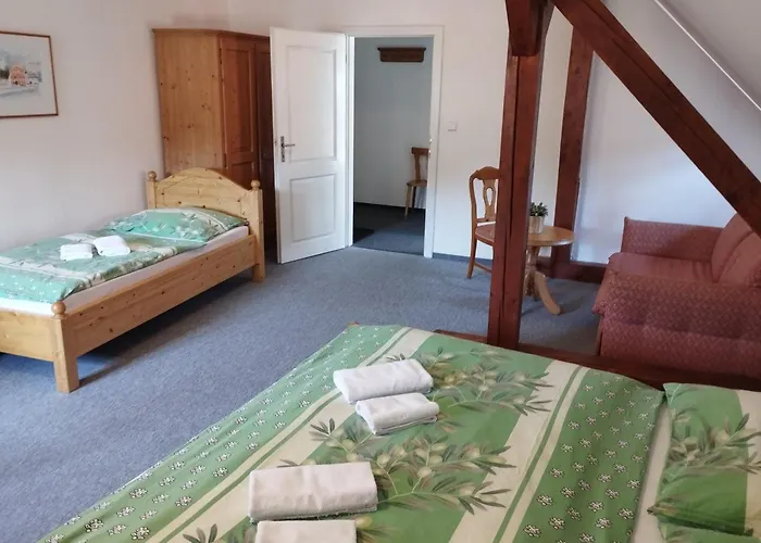 Růže Hotel 3*