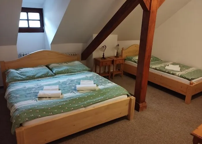 Ruze 3* Rožmberk nad Vltavou